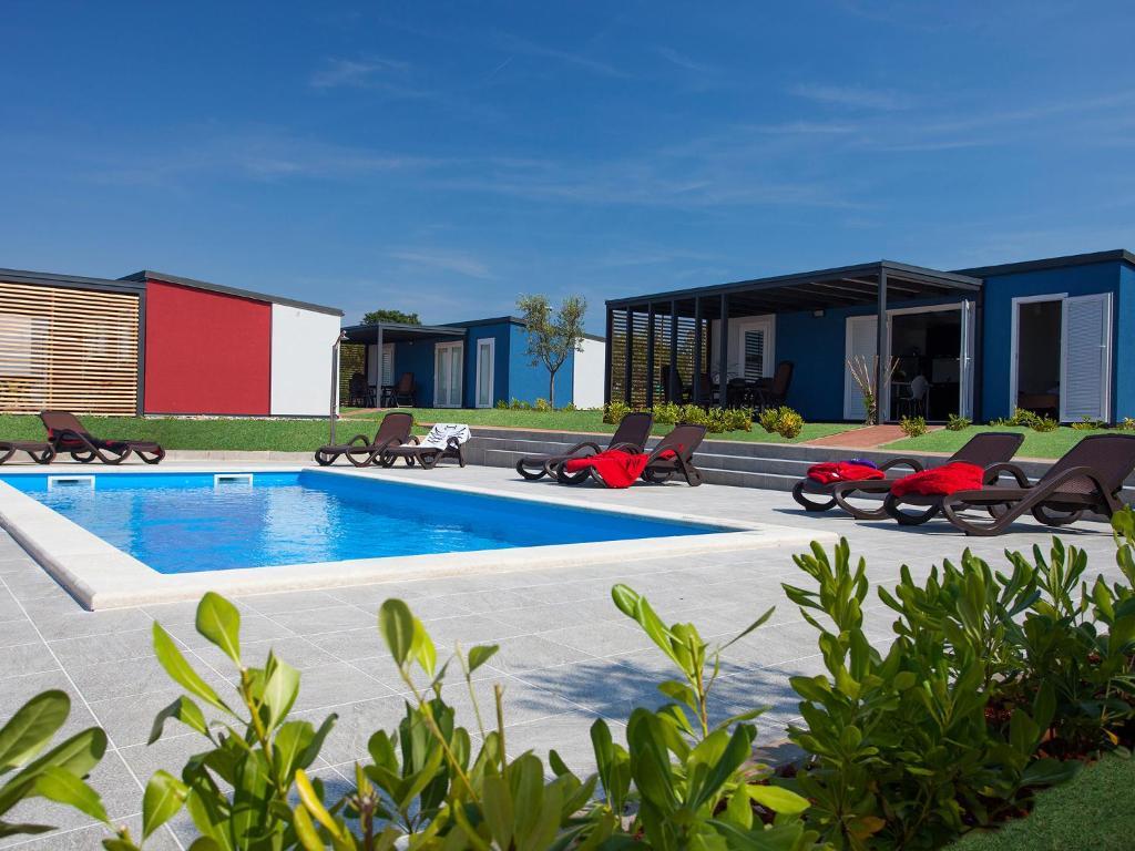 Camping Adria Mobile Homes In Camping Kastanija Novigrad Istria Eksteriør billede