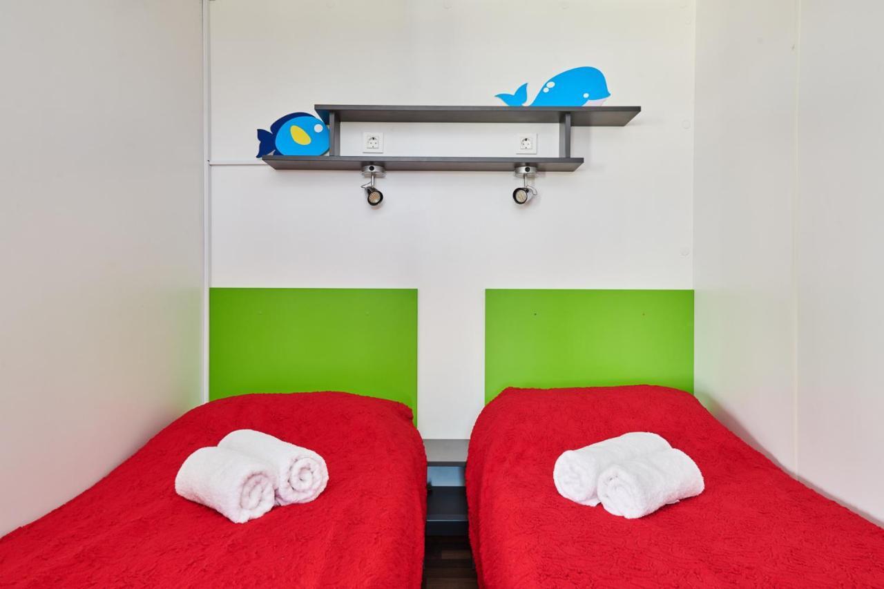 Camping Adria Mobile Homes In Camping Kastanija Novigrad Istria Eksteriør billede